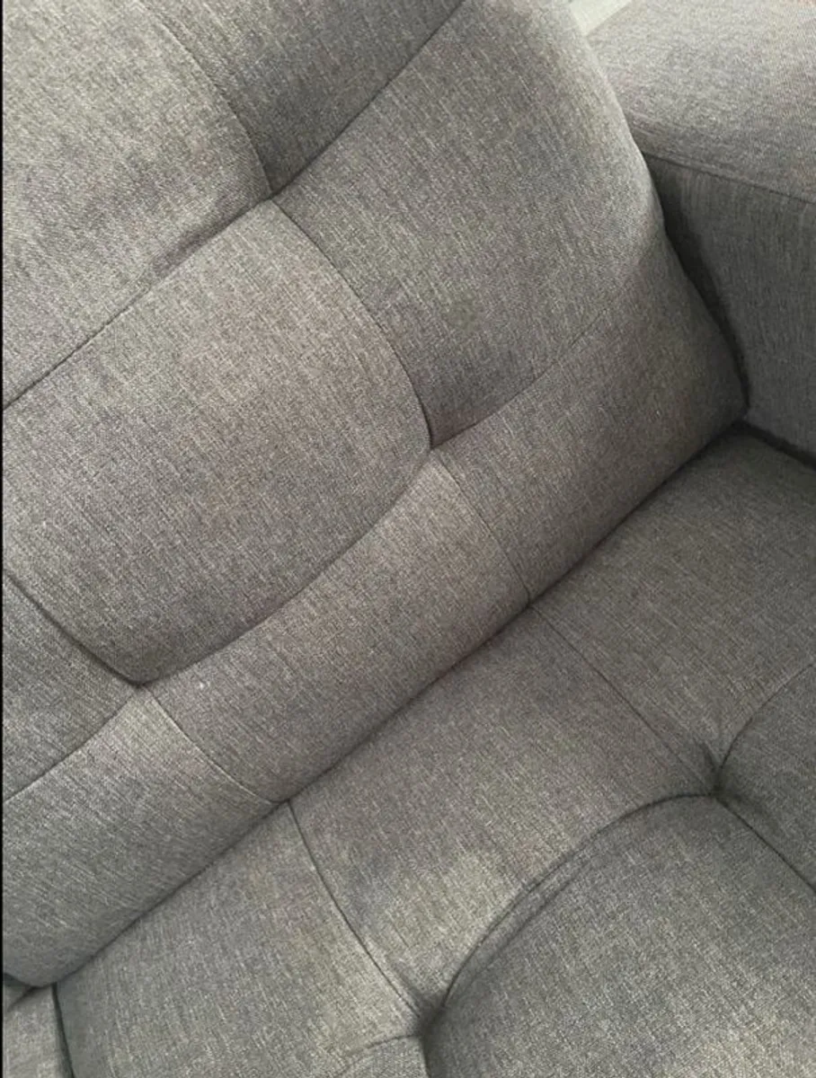 Couch - Image 2