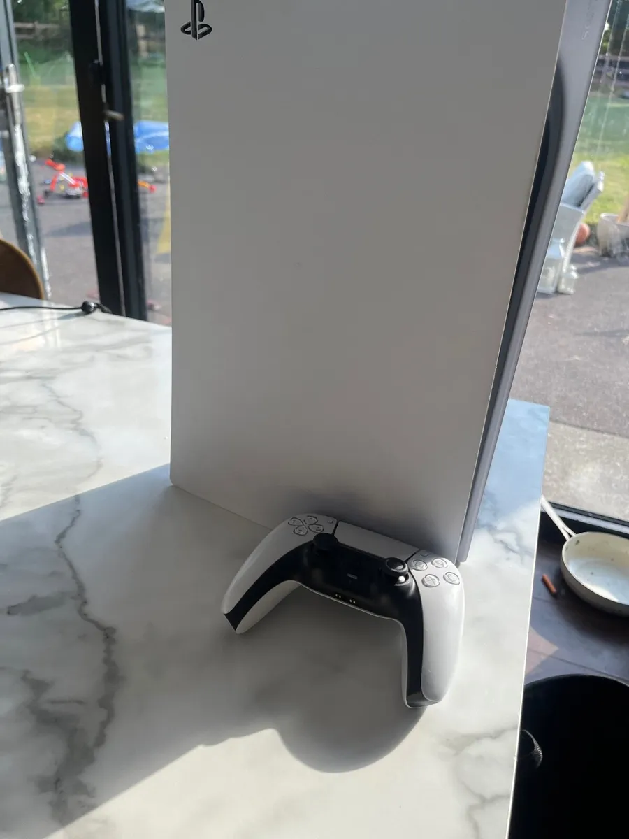 PlayStation 5 - Image 1