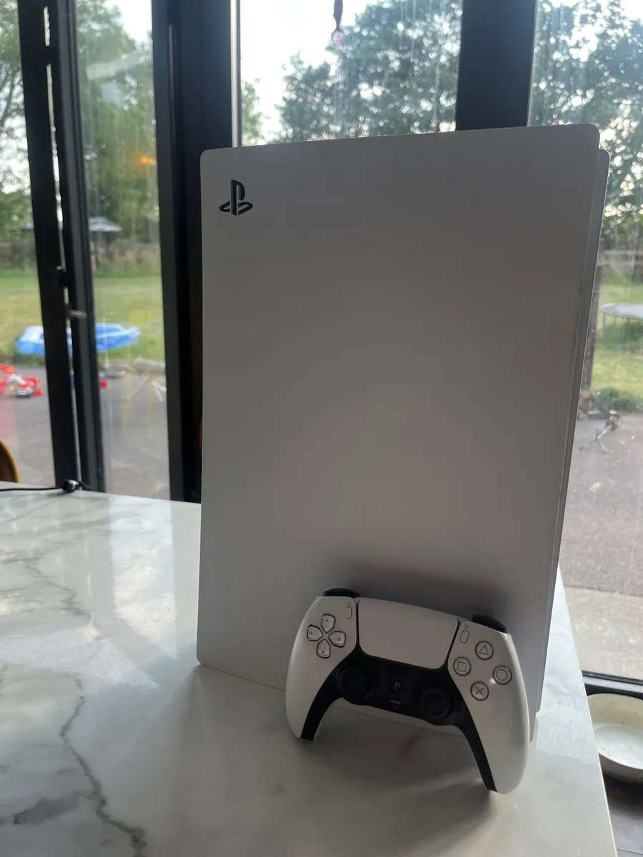 PlayStation 5 - Image 2