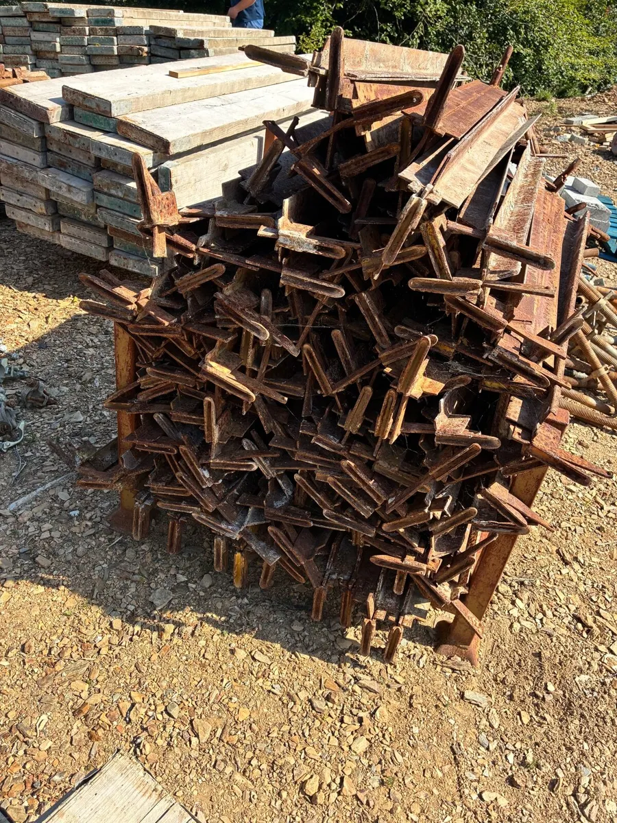 Scaffolding - Image 4