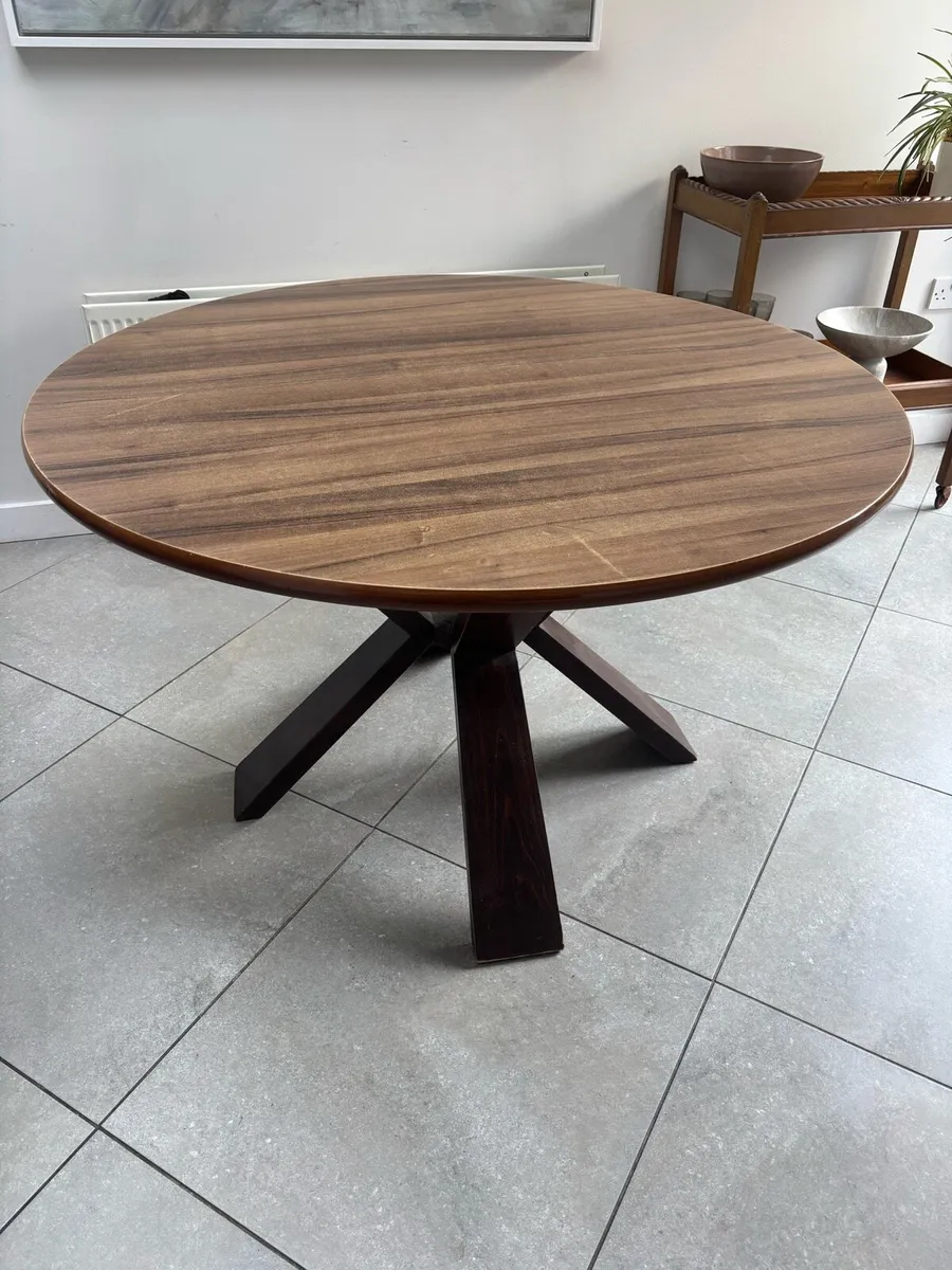 Round dining table - Image 2