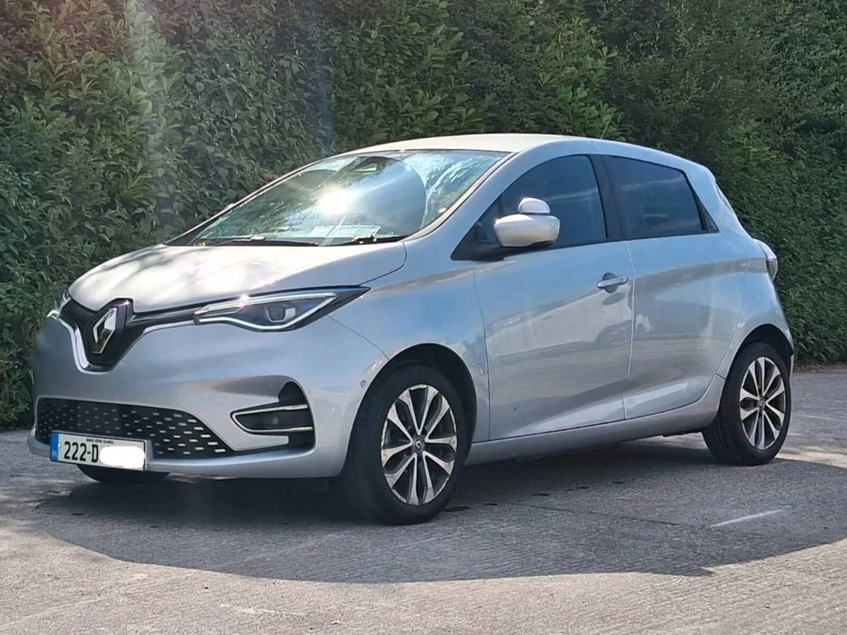 2022 RENAULT ZOE, VERY SMALL DAMAGE - Image 1