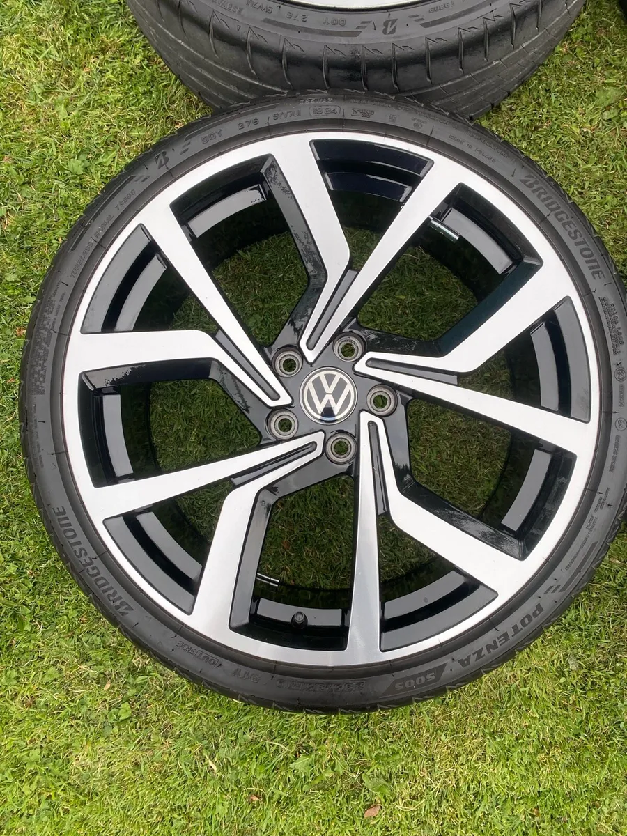 Golf Gti Clubsport 19” Alloys With Bridgestone - Image 4