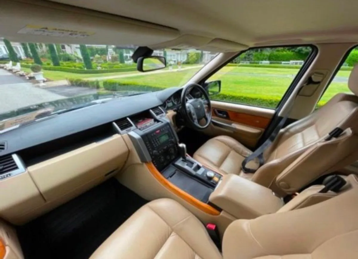 Range Rover sport - Image 3