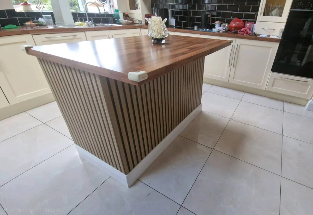 Kitchen Island - Image 3
