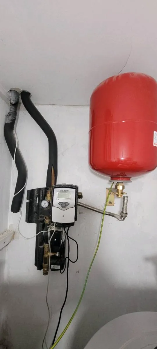 Resol Solar Unit with Pump and Expansion Vessel