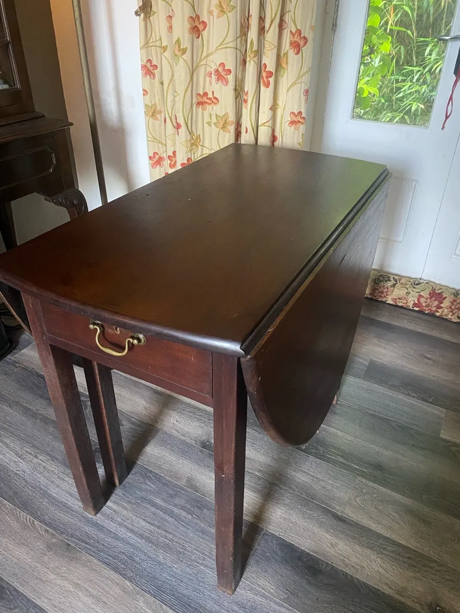Georgian mahogany Pembroke table - Image 2