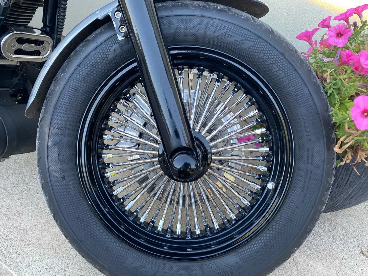 Harley Dyna low Ryder - Image 2