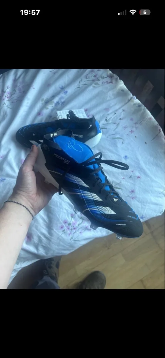 Adidas Predators Bellingham 10.5UK - Image 1