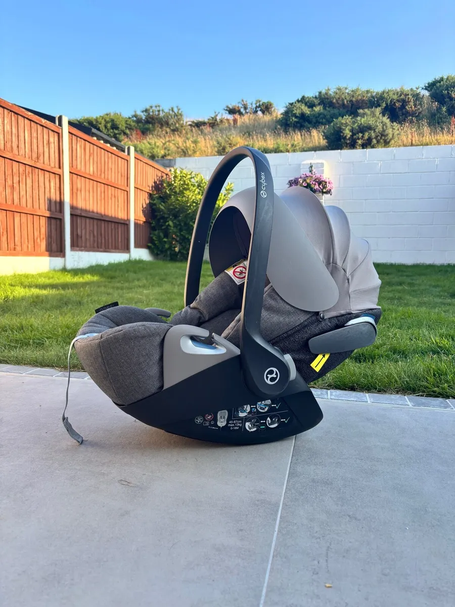 Car seat Cybex Cloud Z i-Size and Sirona  Z - Image 2