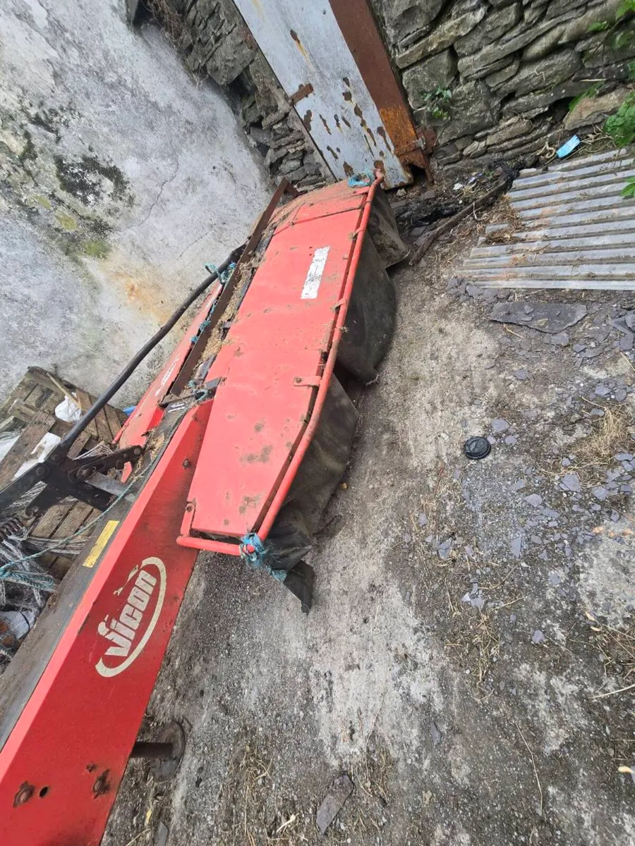 PARTS Needed Vicon Cm218 Drum Mower - Image 4