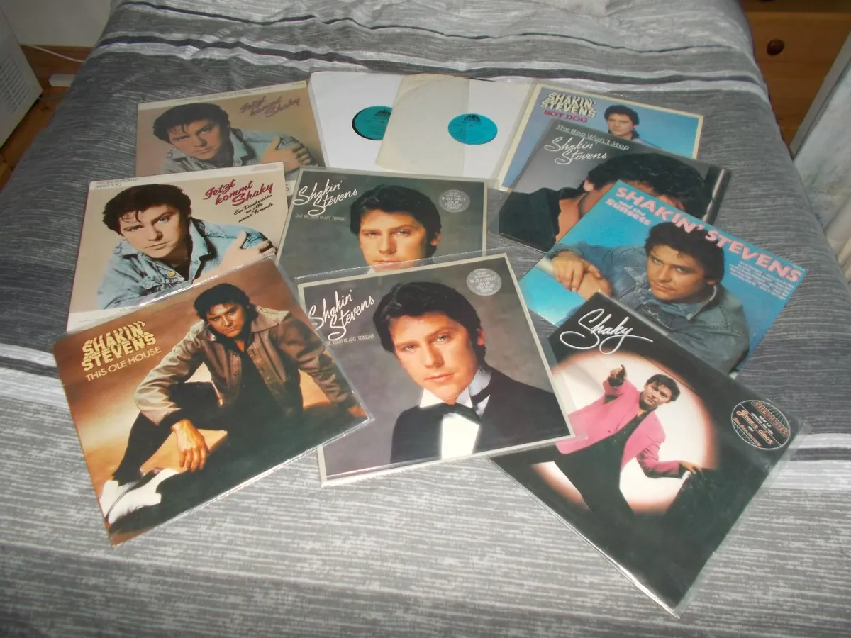 Lot of 11 Shakin' Stevens Vinyl Records - Image 1