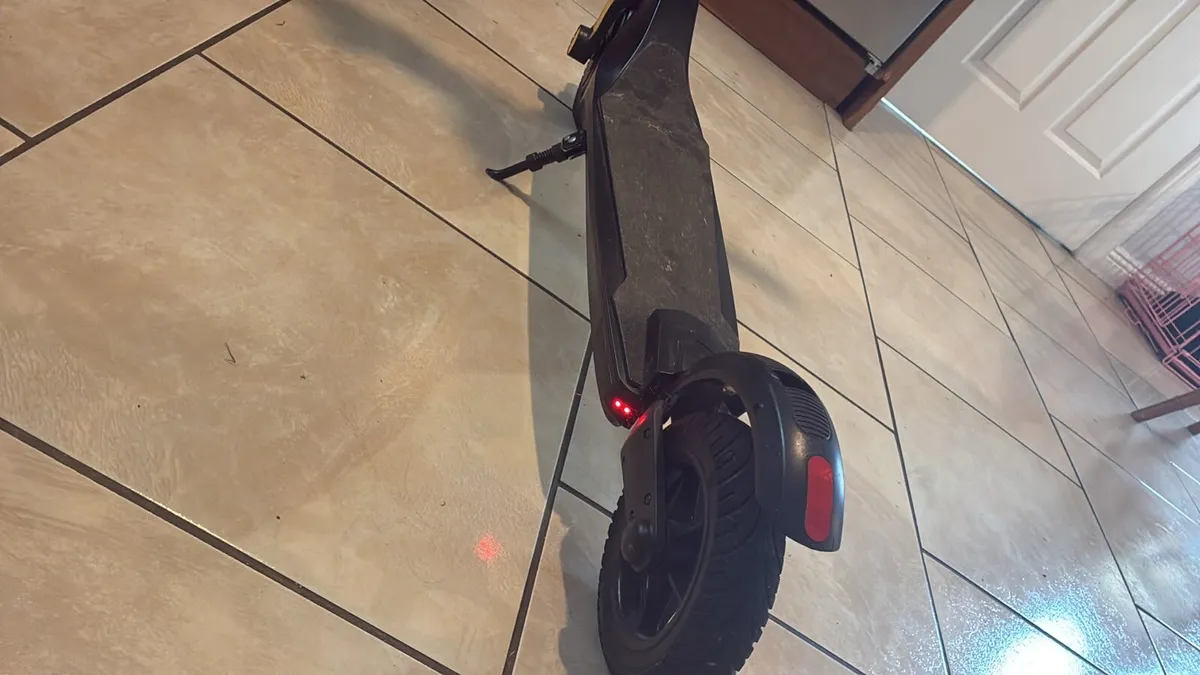 E Scooter - Image 4
