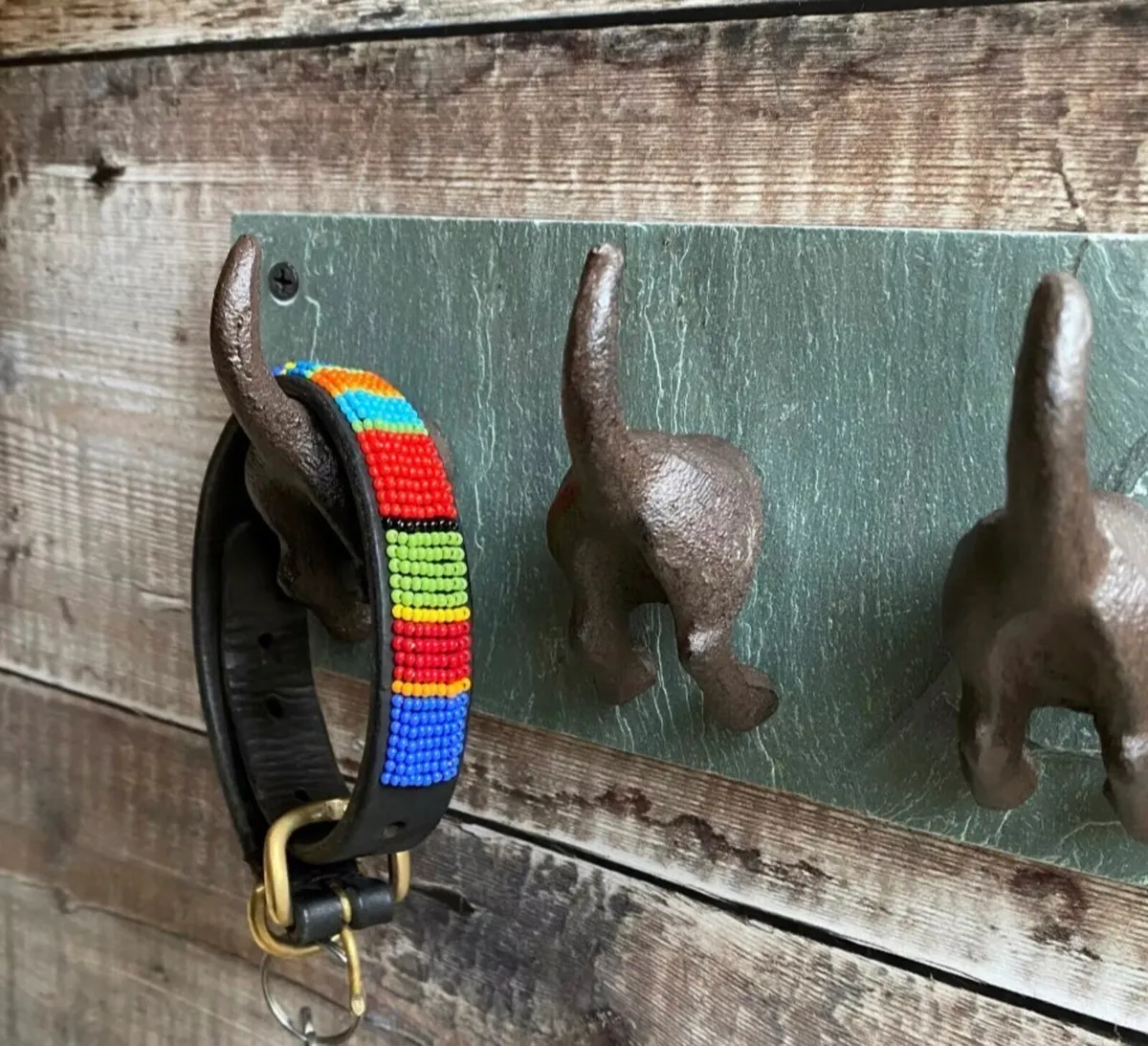 4 Dog Tails Coat Hooks Cast Iron & Slate NEW - Image 2