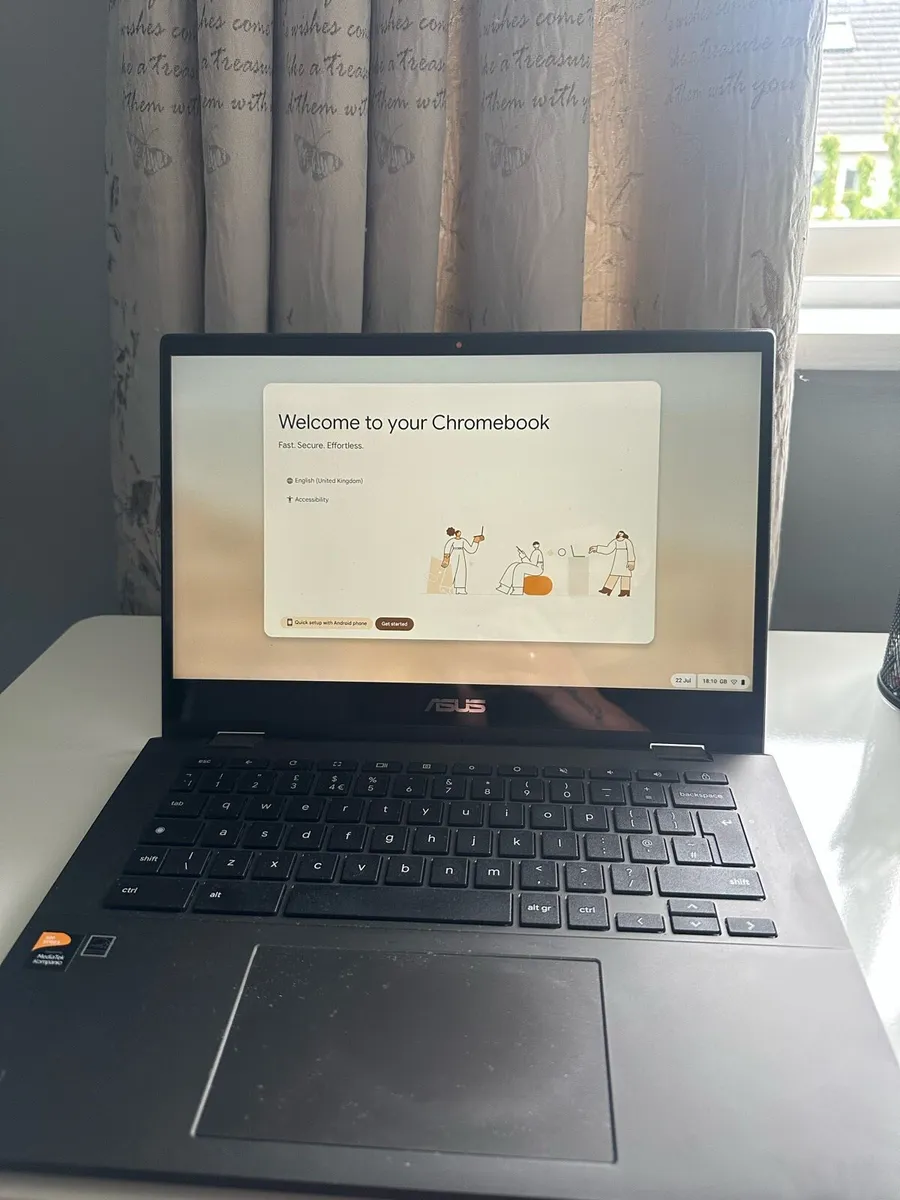 Asus Chromebook CM14 Flip 14” Touchscreen laptop - Image 1