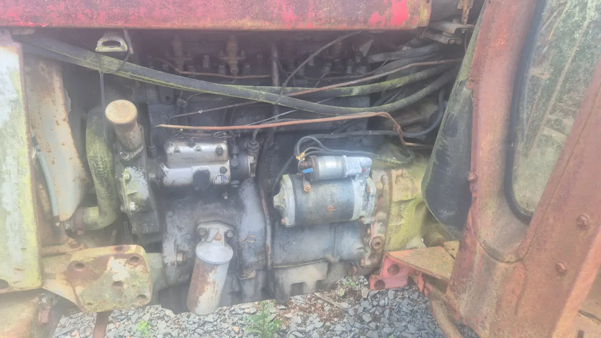 MASSEY FERGUSON 185 TRACTOR - Image 4