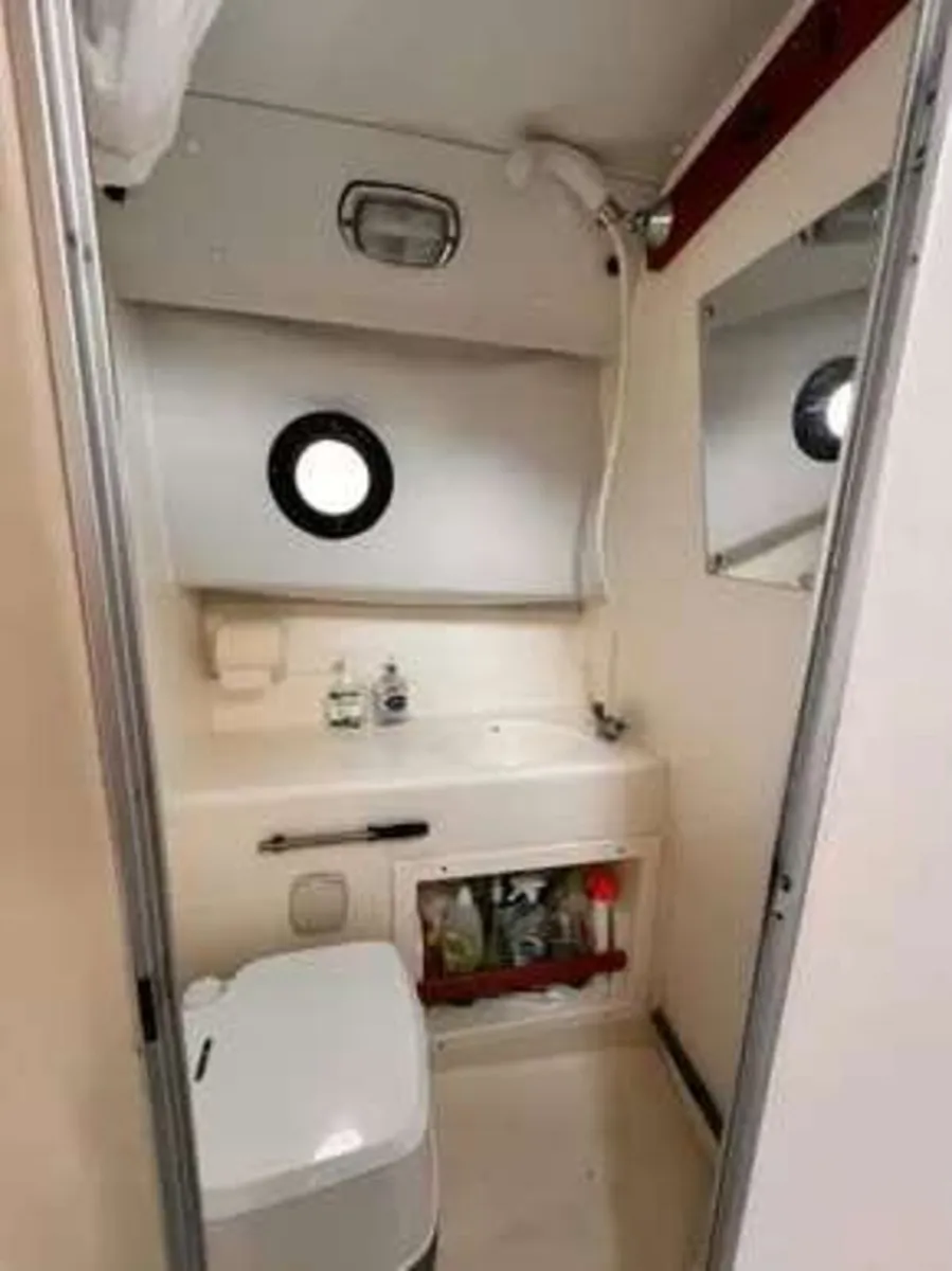 Boat/Cruiser for sale - Image 3
