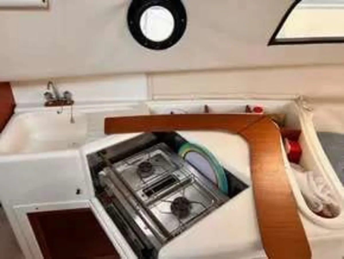 Boat/Cruiser for sale - Image 4