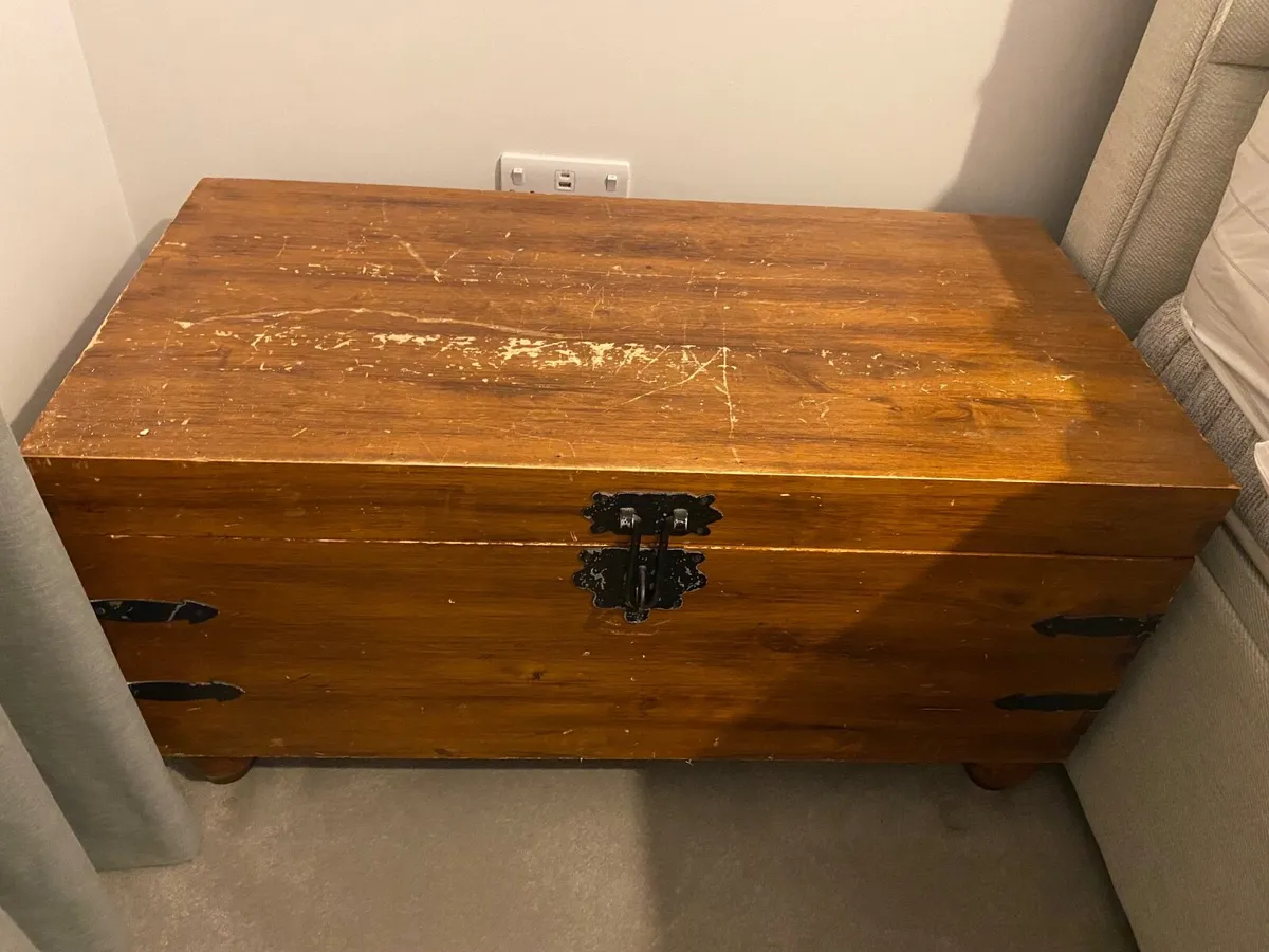 Storage chest