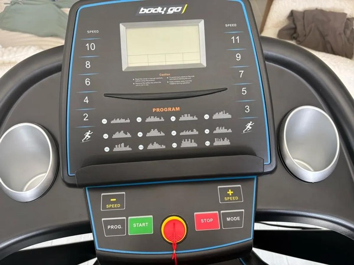 BodyGo treadmill , perfect condition - Image 3