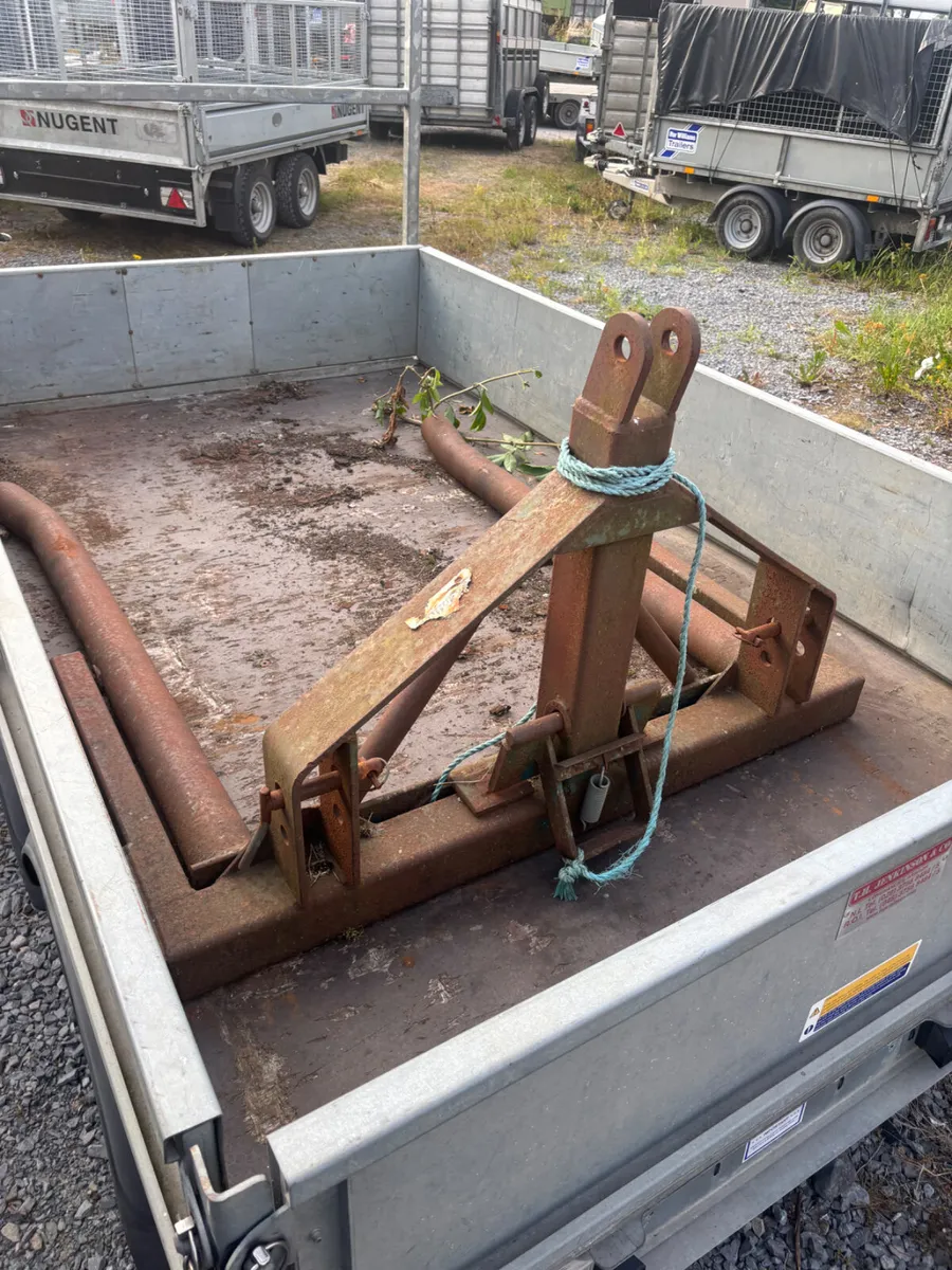fleming bale lifter - Image 2