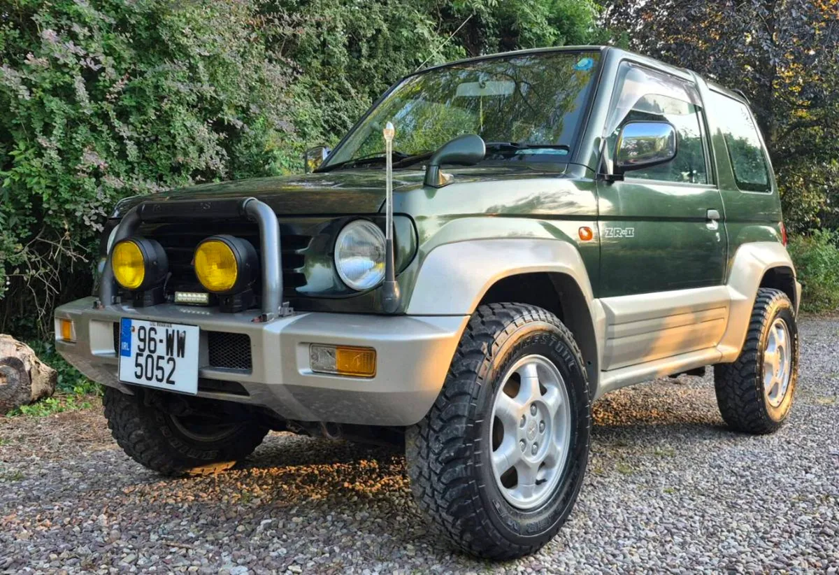 1996 Mitsubishi Pajero Junior ZR-II 4WD Auto | 77k - Image 1