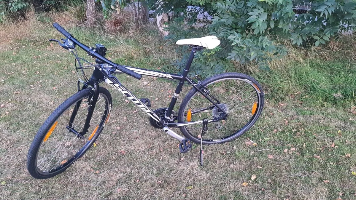 Scott Sportster 60 Med frame 21speed - Image 1