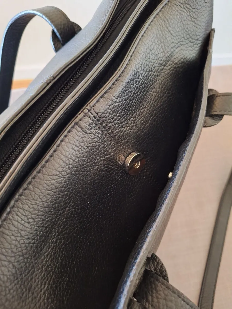 Women's Leather bag - Image 4