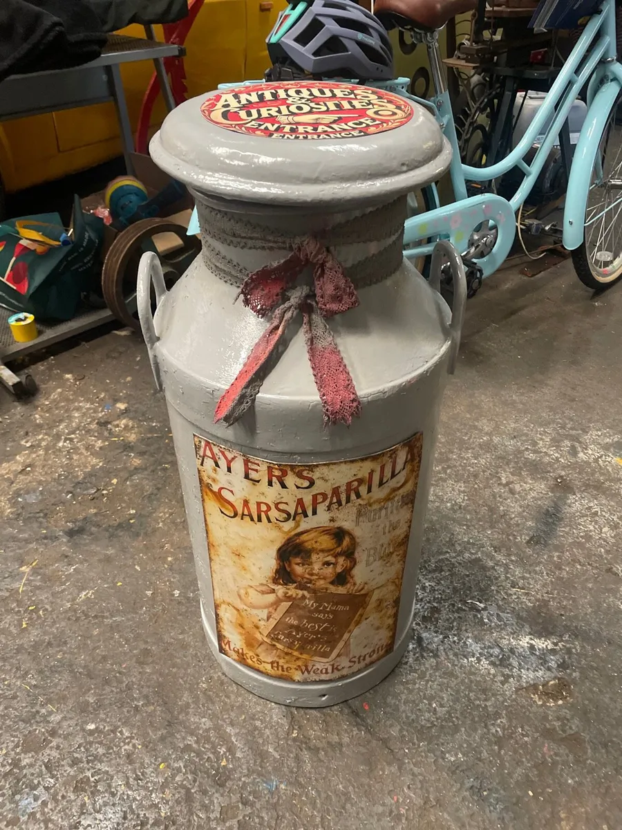 Vintage creamery can - Image 2