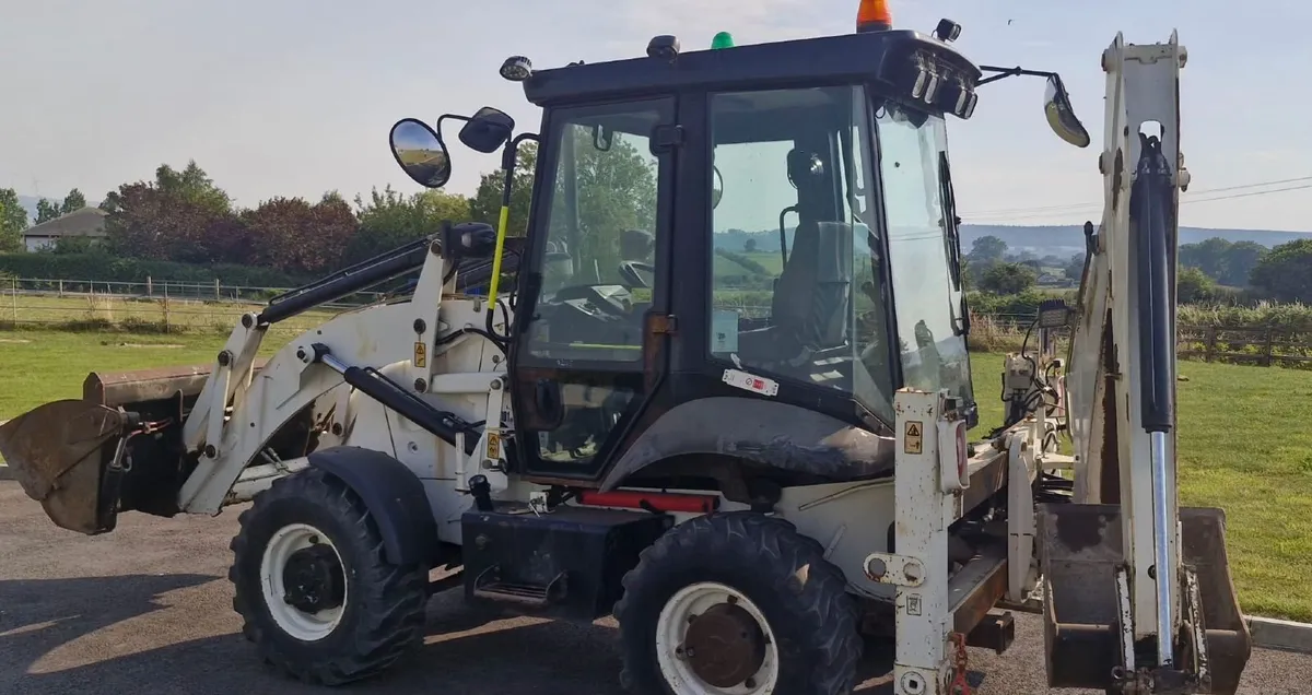 JCB 2CX - Image 1