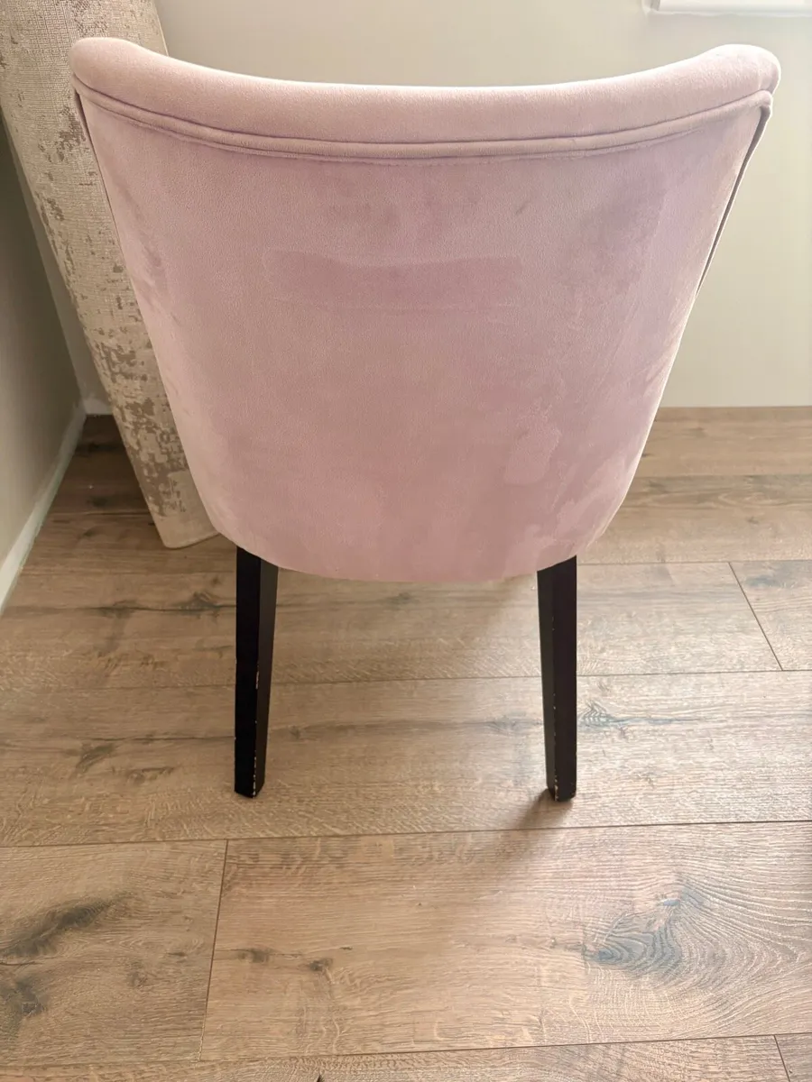 Velvet Chair - Image 2