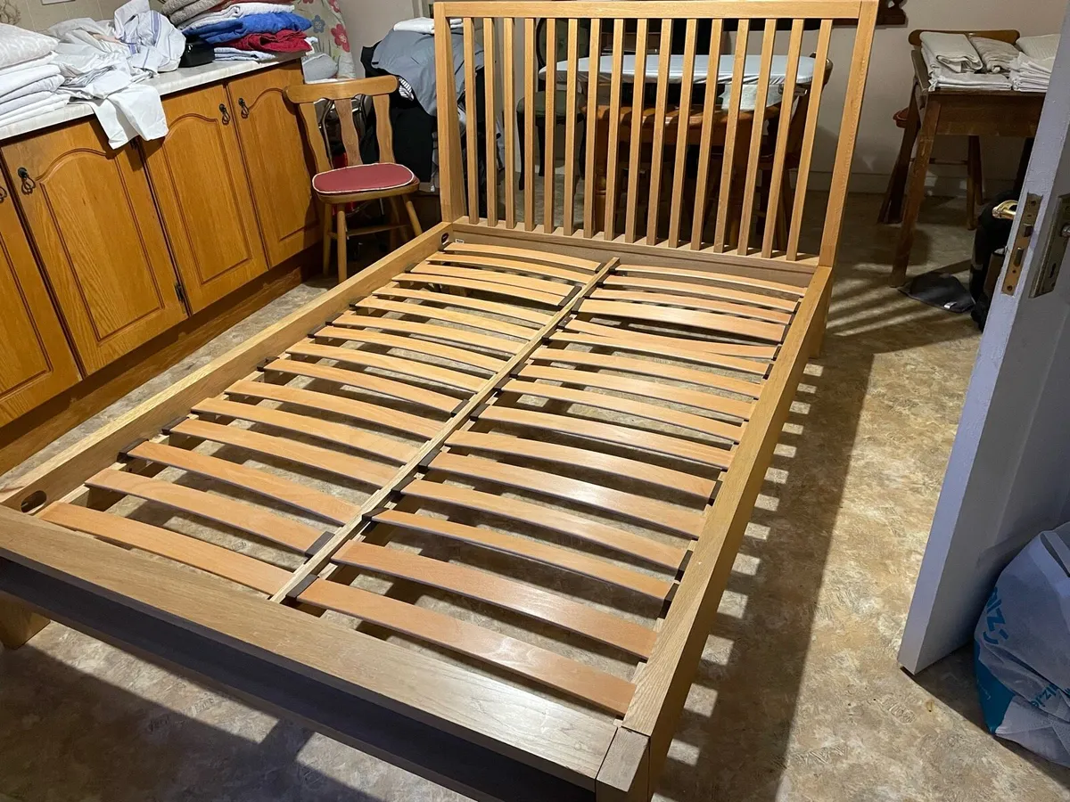 Solid oak double bed - Image 2