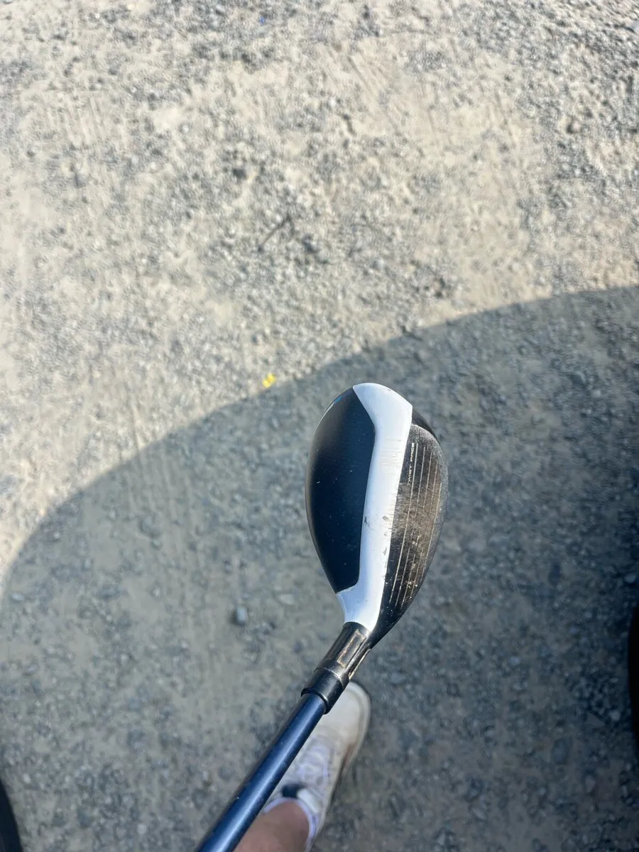 Golf club, Rescue 4 - Image 2
