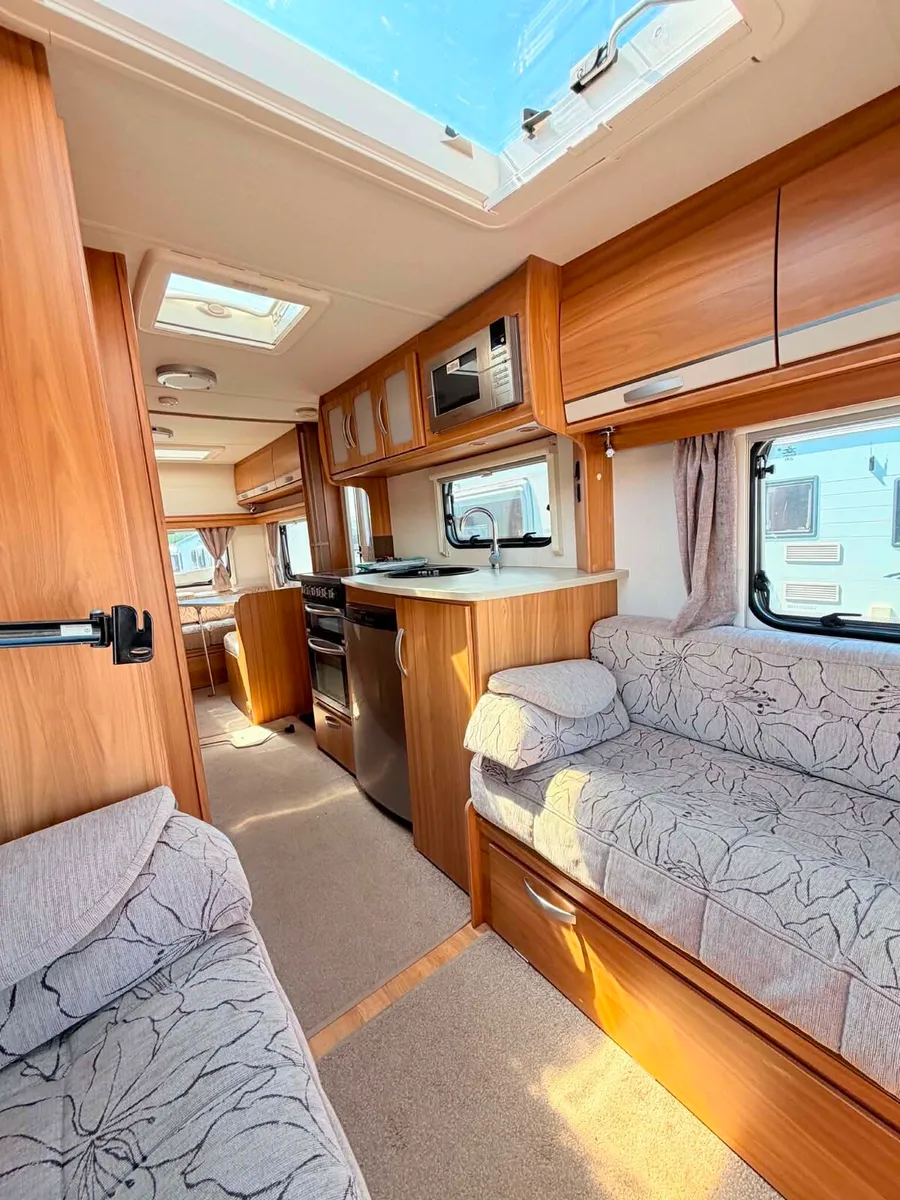 2014 lunar cosmo 6 berth rear layout ! - Image 4