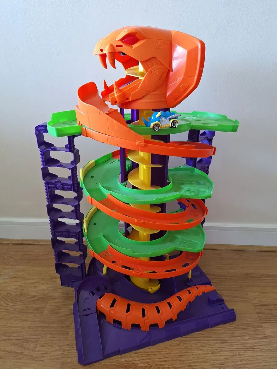 Hot wheels toy - Image 4
