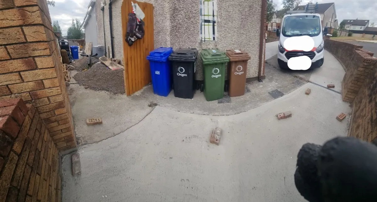 Approx 2 Tonne of 804 - Image 2