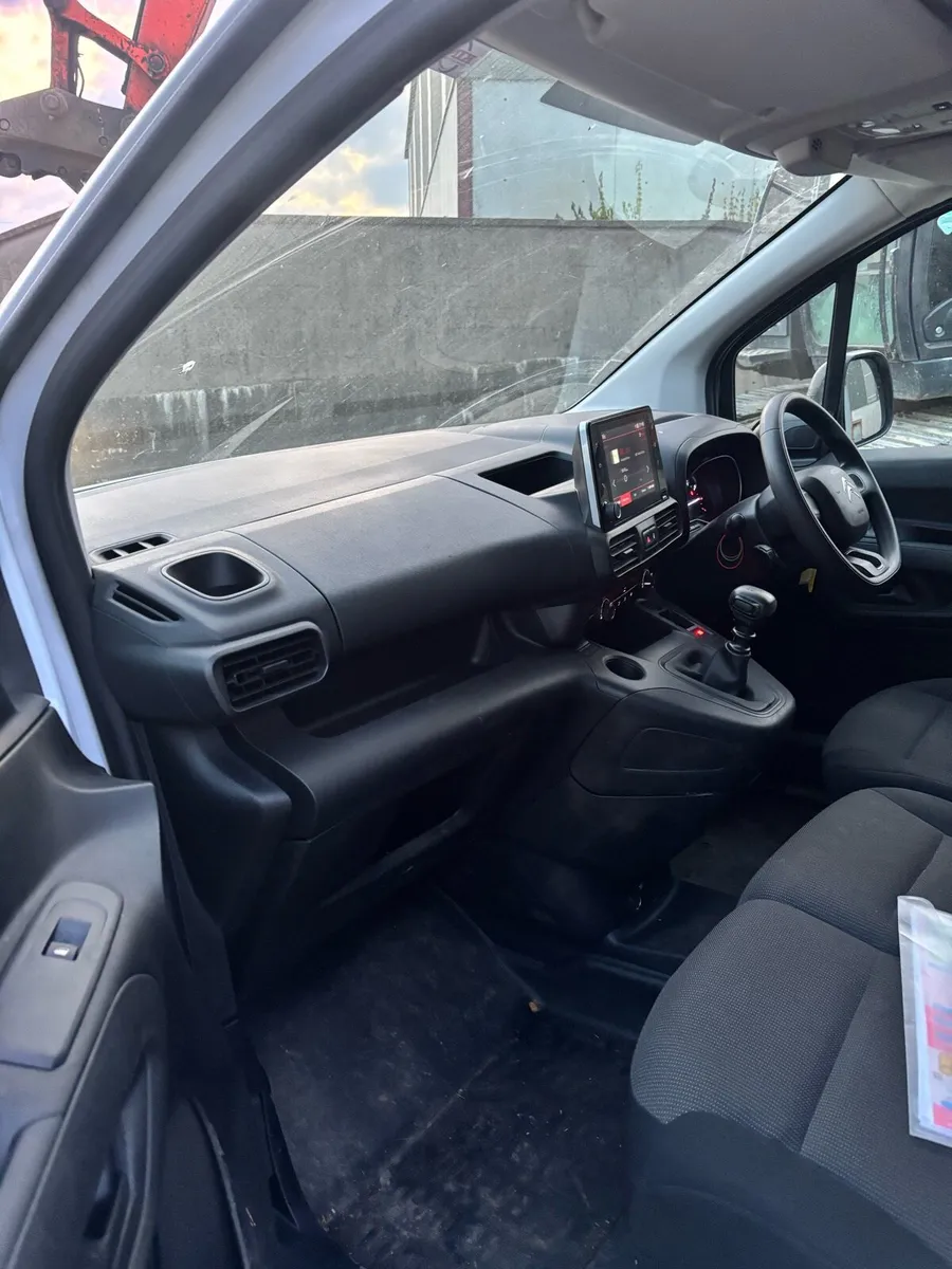 6 speed berlingo - Image 3