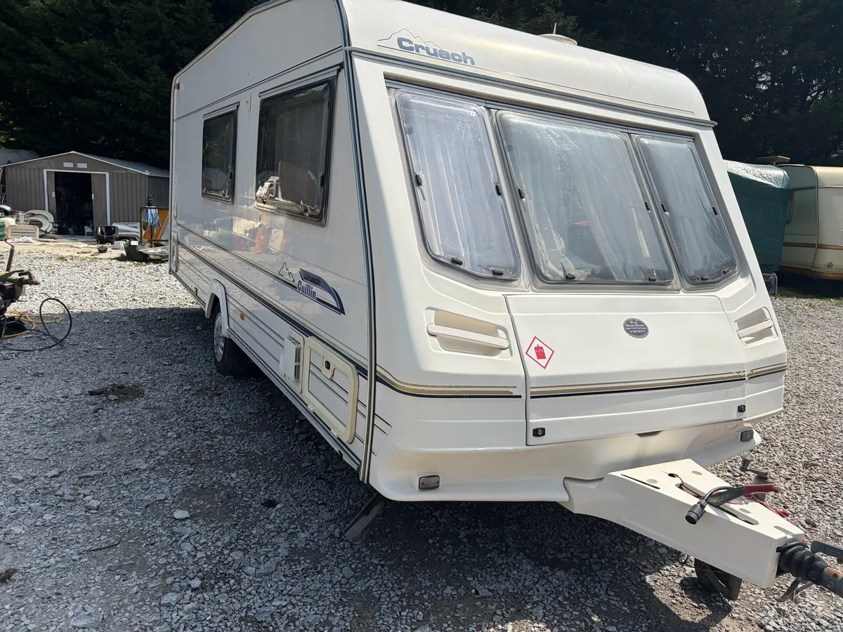 Sterling 4berth caravan - Image 1
