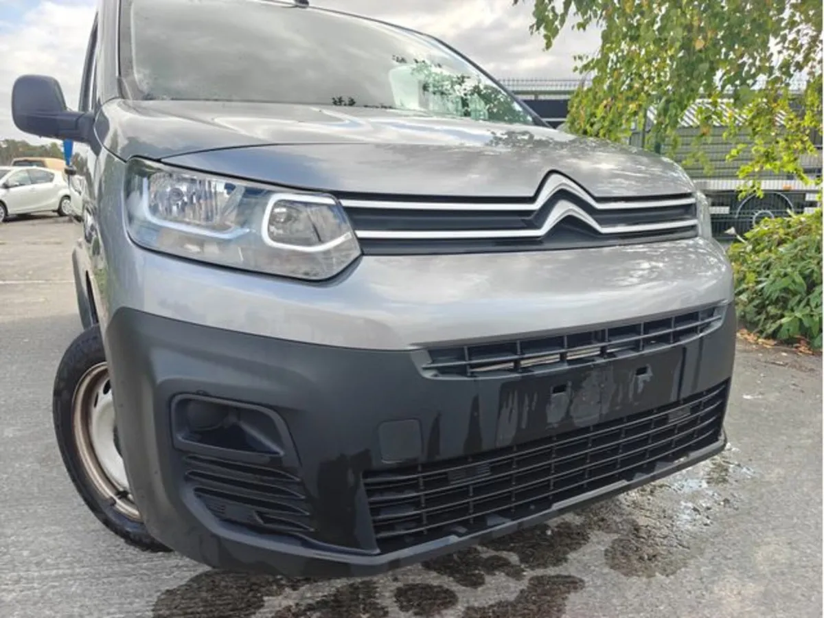 Citroen Berlingo 6 SPEEDSUPERB CONDITION - Image 1