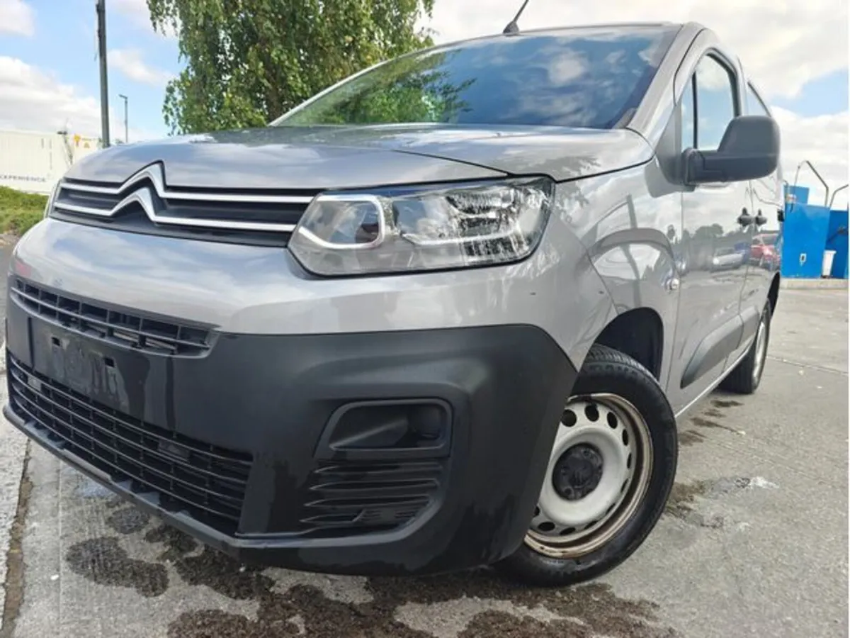 Citroen Berlingo 6 SPEEDSUPERB CONDITION - Image 3