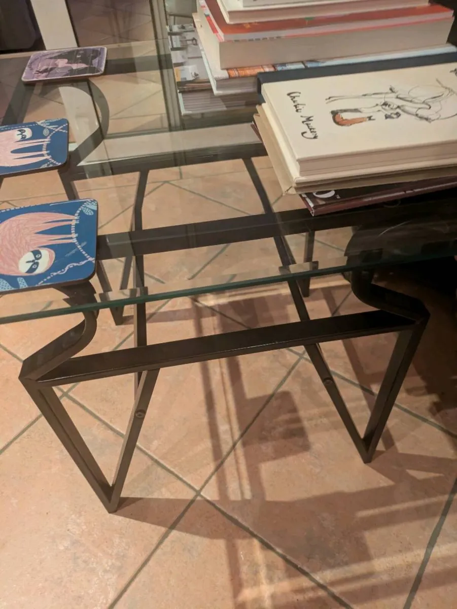 Coffee table - Image 1