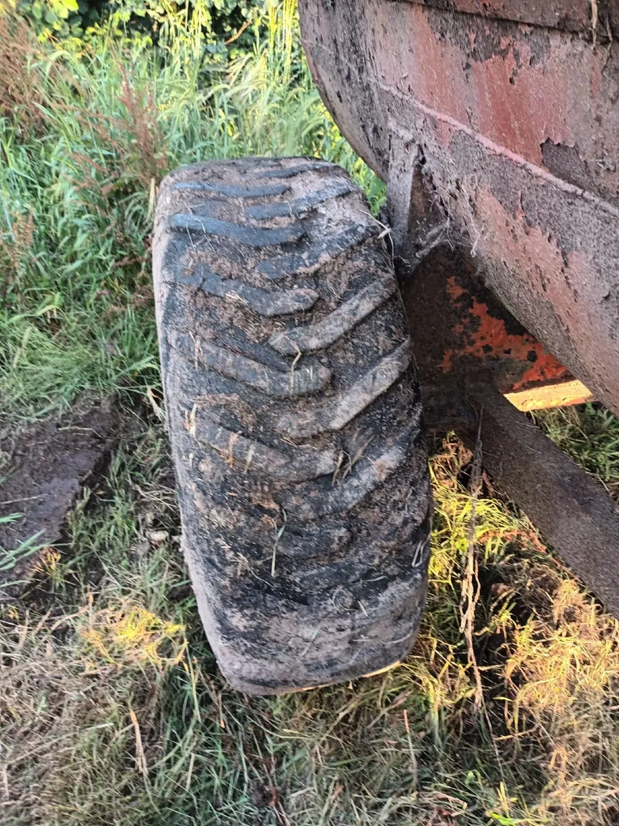 Manure Spreader - Image 3