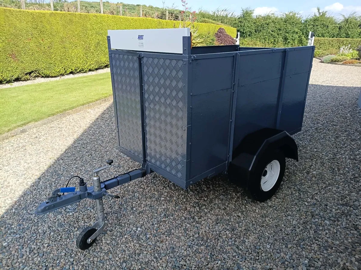 Trailer / General Purpose / Animals - Image 1