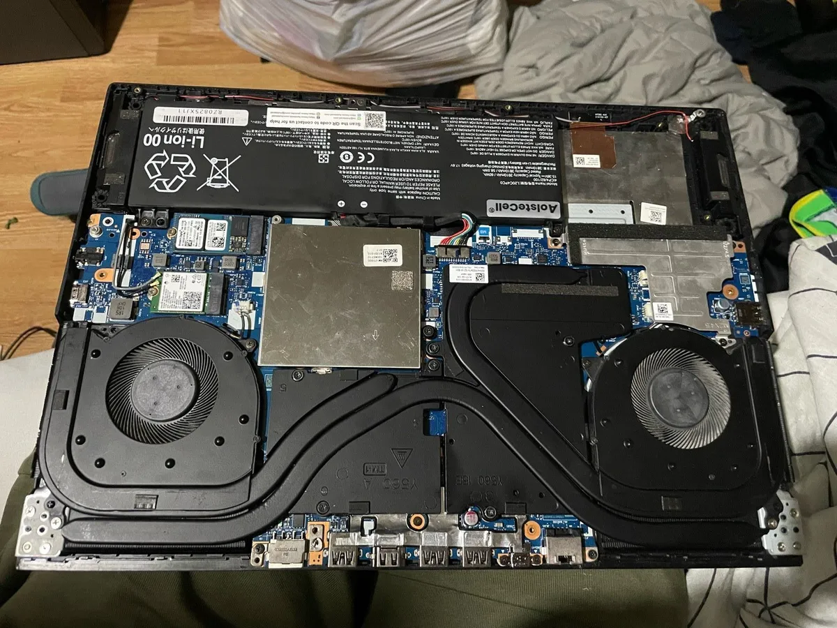 2021 Lenovo Legion 5 !!!NOT CHARGING!!! - Image 2