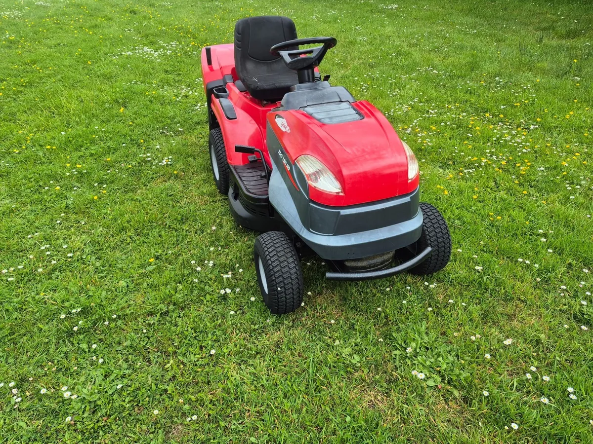 Castlegarden Ride on lawnmower - Image 2