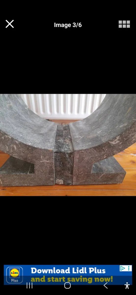 Glass coffee table and matching side table - Image 2