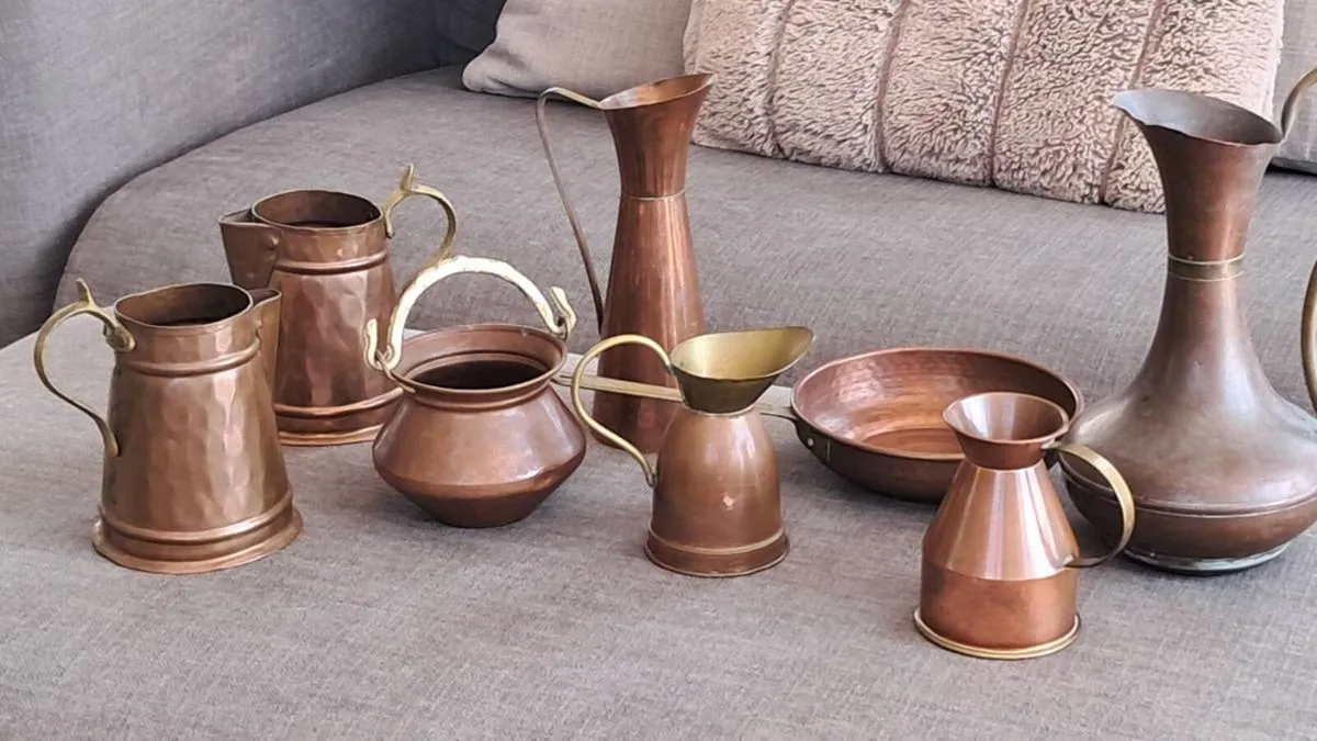 Copper ornaments jugs pan and pot - Image 1