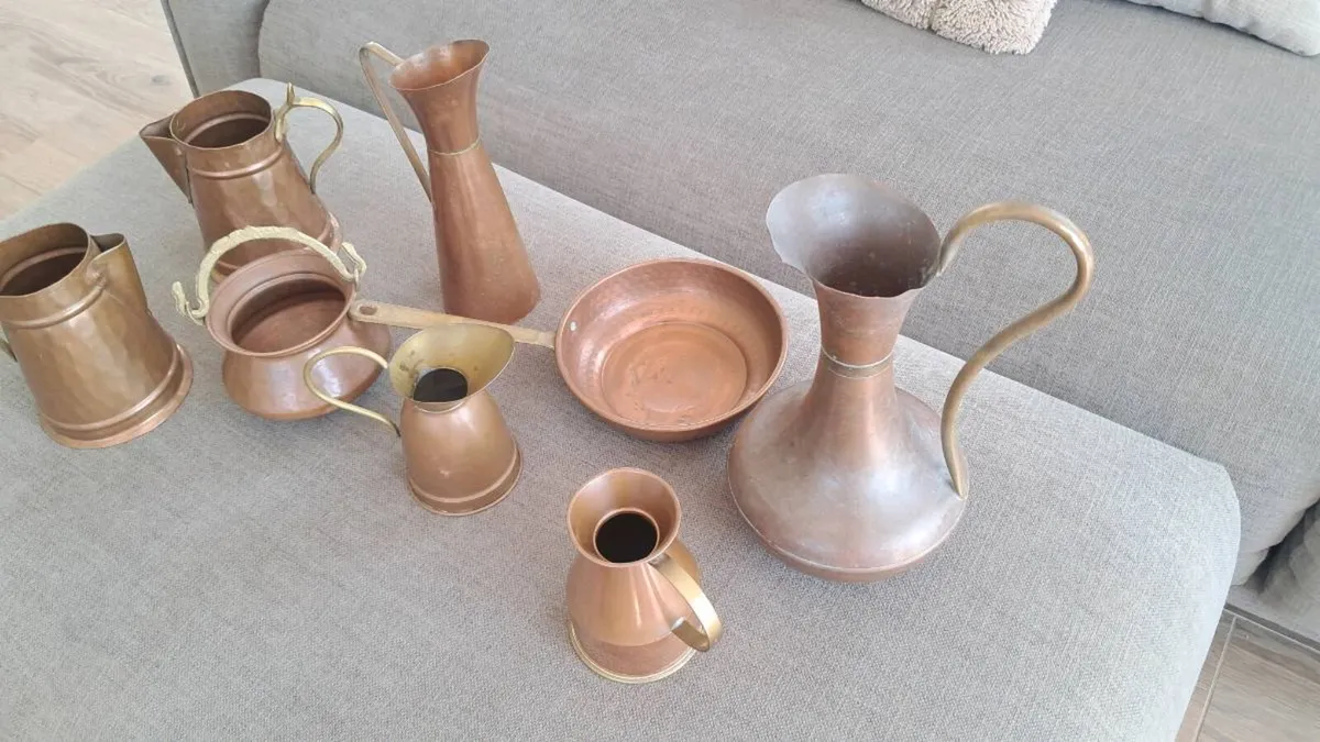 Copper ornaments jugs pan and pot - Image 2