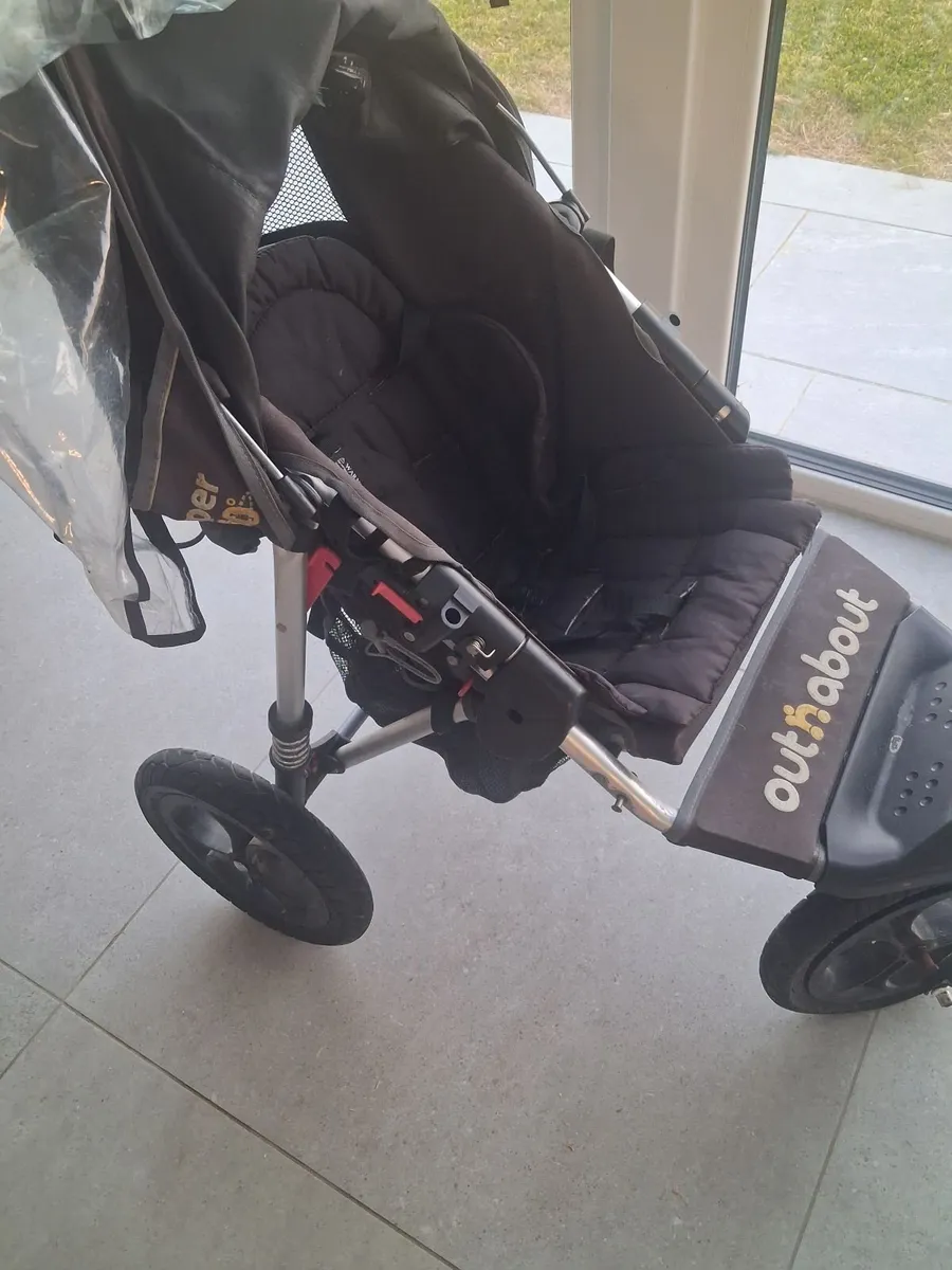 Out and about buggy - Image 1