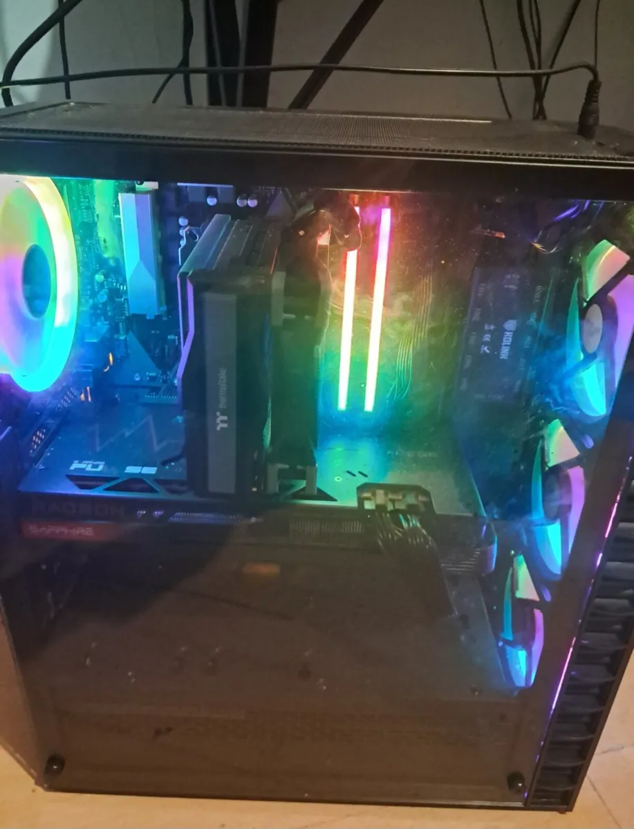 Gaming tower - Image 2